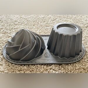 Nordic Ware Cute Cupcake pan